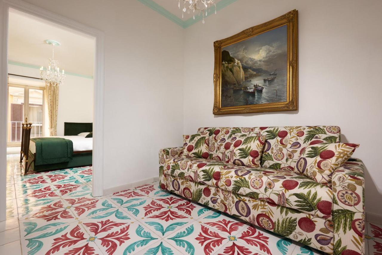 Hotel Delfini Trevi House Rzym Zewnętrze zdjęcie