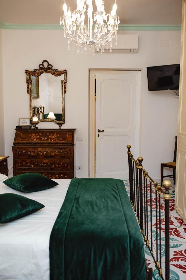 Hotel Delfini Trevi House Rzym Zewnętrze zdjęcie