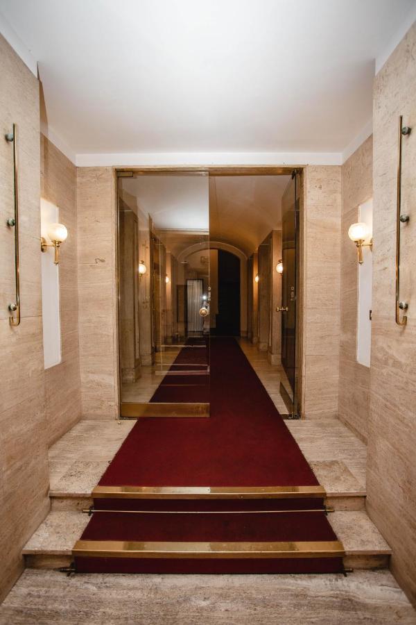 Hotel Delfini Trevi House Rzym Zewnętrze zdjęcie